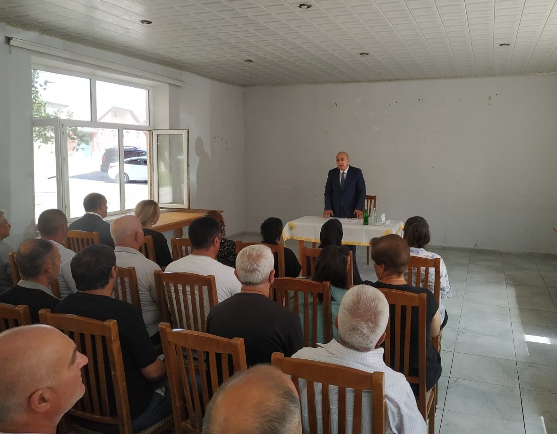 əsas.jpeg