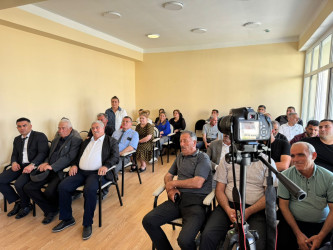 Laçın Rayon İcra Hakimiyyətinin başçısı Aqil Nəzərlinin növbəti görüşü-səyyar qəbulu Kürdəmir rayonu ərazisində keçirildi.