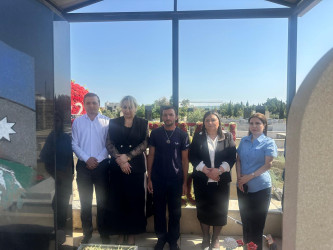 Laçın Rayon İcra Hakimiyyətinin kollektivi Vətən müharibəsi şəhidlərinin məzarlarını ziyarət etdilər. 24.09.2026