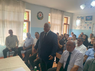 Laçın Rayon İcra Hakimiyyətinin başçısı Aqil Nəzərlinin növbəti görüşü-səyyar qəbulu Abşeron rayonunun Ceyranbatan qəsəbəsi ərazisində keçirildi. 05.09.2025