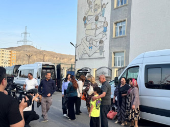 Laçın rayonunun Bəylik kəndinə 2-ci mərhələdə daha 41 məcburi köçkün  ailəsi yola salındı.