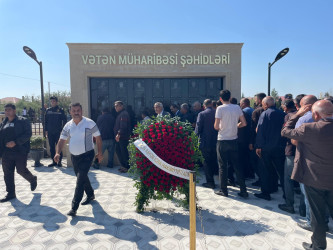 27 Sentyabr Anım Günündə müqəddəs şəhidlərimizin əziz xatirəsi ehtiramla yad edilmişdir.