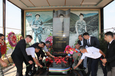 Anım Günü tədbirləri davam etdirilir.