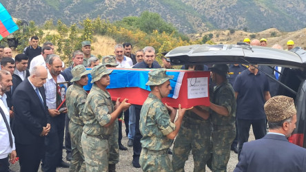 Şəxsiyyəti müəyyənləşdirilən şəhid Cümşüd Məmmədovun nəşinin qalıqları Laçında dəfn olunub.