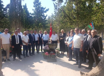 Laçın Rayon İcra Hakimiyyətinin kollektivi Vətən müharibəsi şəhidlərinin məzarlarını ziyarət etdilər. 24.09.2026